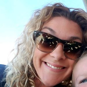 Meet your Posher, Alison